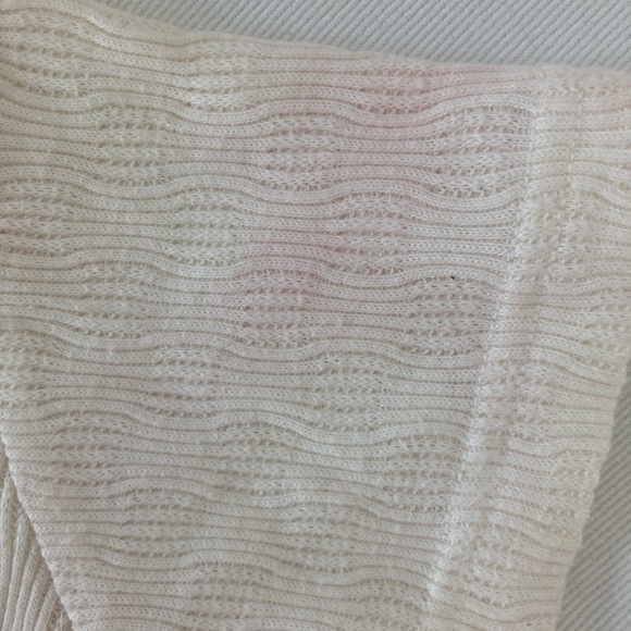 NOT AVAILABLE  Jennifer lauren romper size 5 - Picture 4 of 5